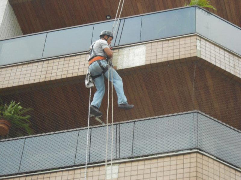 Contratar Limpeza de Vidros Centro de São Paulo - Limpeza de Vidros e Fachadas